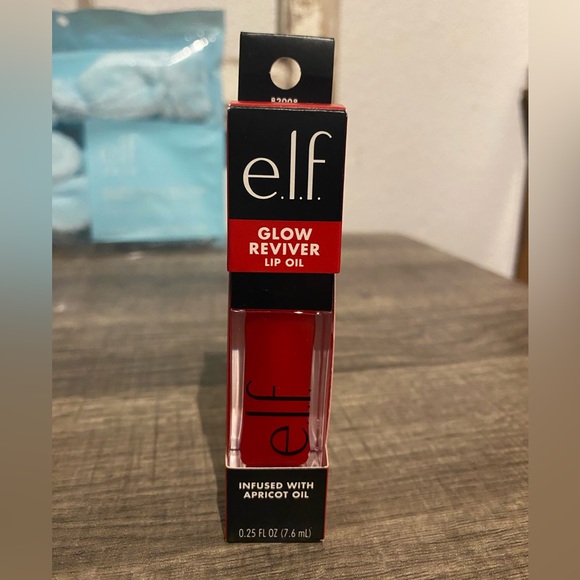 Elf makeup bundle - Picture 8 of 9